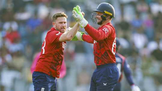 We're very different in how we go about things: Dawson on England's spin bank
