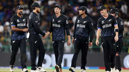 Buoyed NZ aim to seal semifinal spot