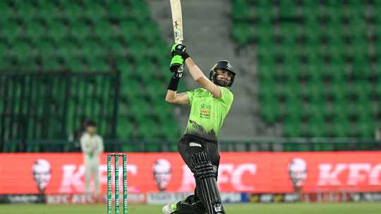 Qalandars make short work of Kingsmen in PSL opener
