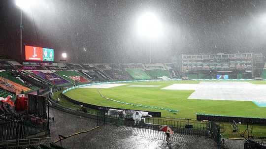Rain washes out Islamabad-Peshwar clash