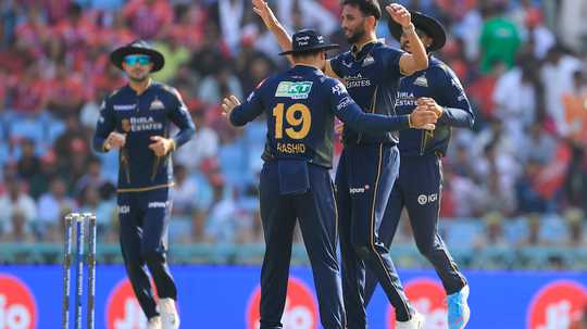 Prasidh's four-for, Gill-Buttler fifties power Titans past LSG