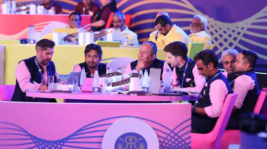 PMOA guidelines in focus as RR manager served notice for phone use in dugout