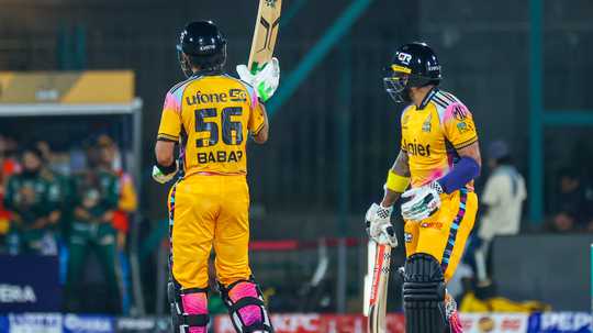 Muqeem, Babar extend Zalmi's winning run