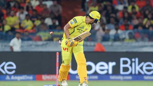 Data Shorts: CSK's extreme chasing woes
