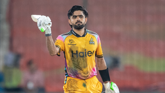 Babar ton powers Zalmi to big win