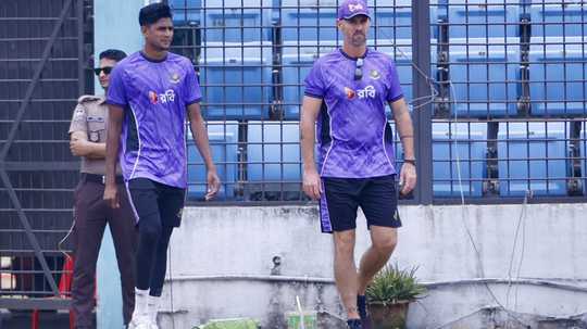 Tait backs new faces, urges Nahid to keep it simple