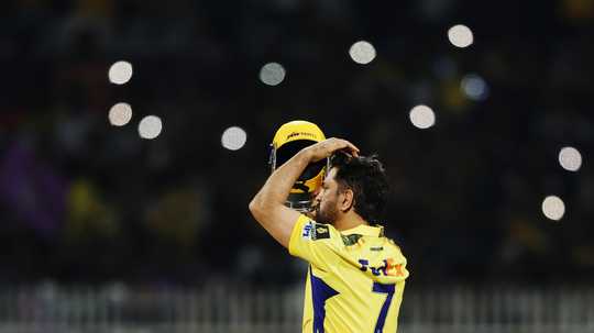 Setback during warm-up game delays Dhoni's return