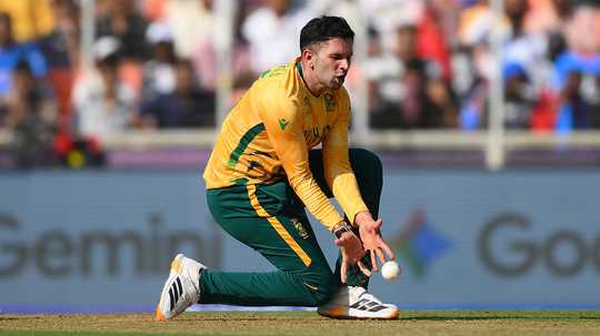 Santner out of IPL 2026 with shoulder injury; Keshav Maharaj in as replacement