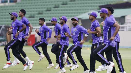 'Past is past' - Bangladesh, Pakistan eye clean slate
