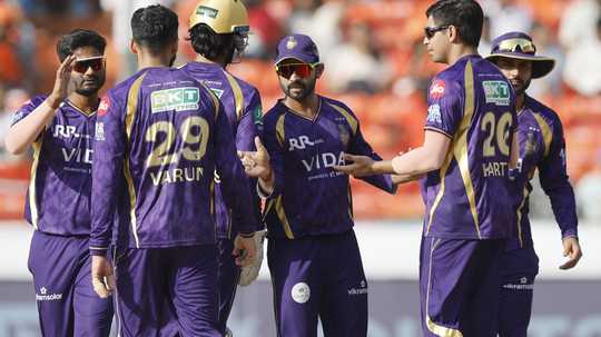 KKR look to continue ascent against beleaguered DC 