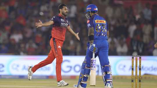 Bhuvneshwar, Krunal script see-saw last-ball thriller for RCB