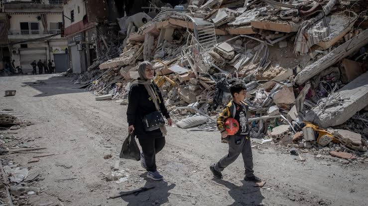 Lebanon and U.S. ask Israel for "pause" in fighting, sources say