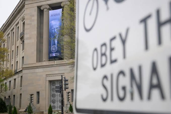 Justice Dept. says the Presidential Records Act is ‘unconstitutional’