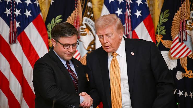 Trump suffers rare defeat with House Republicans on FISA