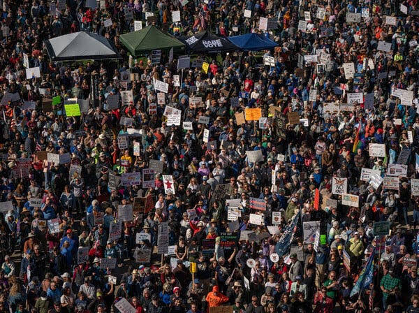 5 Takeaways From the ‘No Kings’ Rallies as the Midterms Heat Up