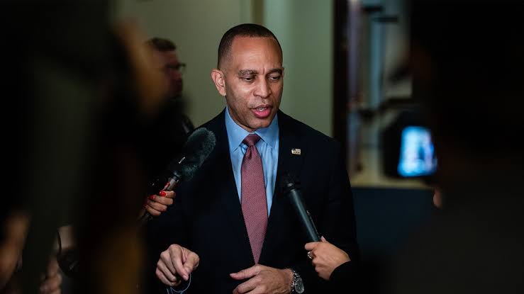 Jeffries launches New York gerrymander push after redistricting clash with DeSantis