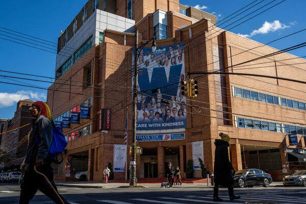 8 Arrested at Protest Over ICE Detention Outside Brooklyn Hospital