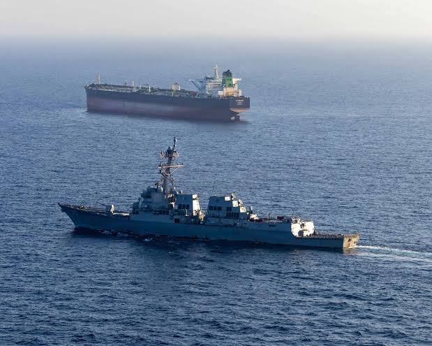 US Fires at Iranian Targets as Trump Demands Tehran Accept Deal