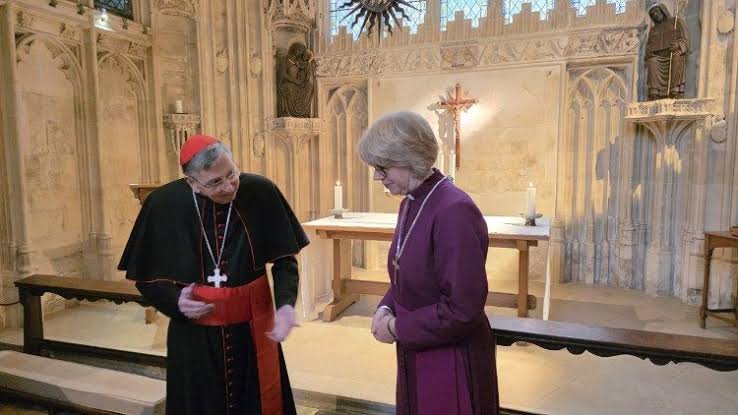 Pope assures Archbishop of Canterbury of dialogue 'in truth and love‘