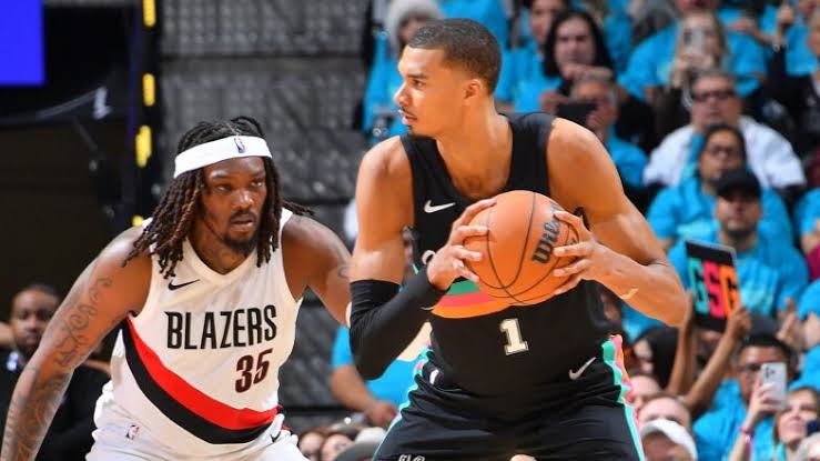 Live Updates: Lakers-Rockets battle in Game 3