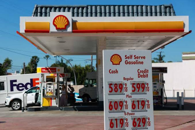Gasoline could drop below $4 in coming days
