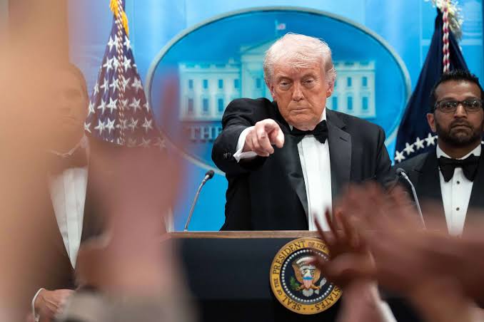 GOP offers $1B for White House security, sparking dispute over ballroom