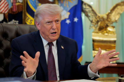 Trump signs order aimed at stabilizing college sports with threats to federal funding