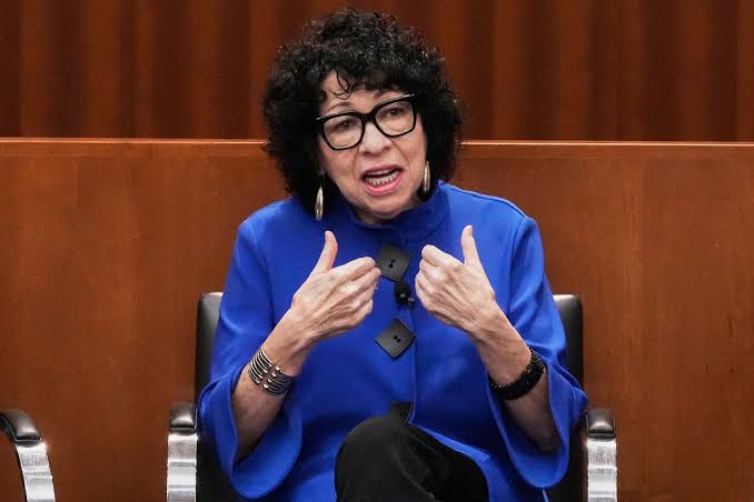 Justice Sotomayor issues rare apology for remarks about conservative colleague
