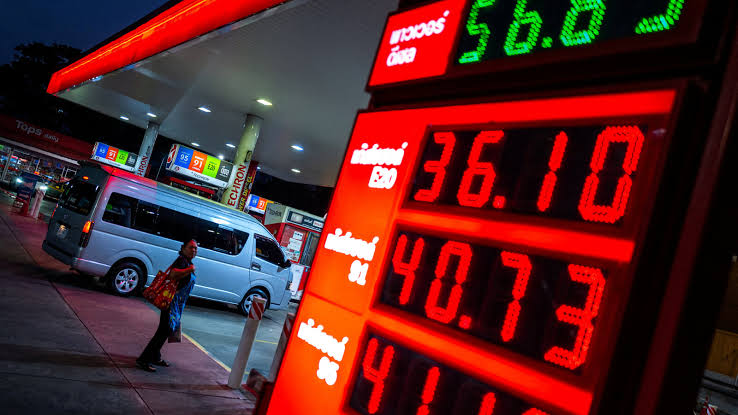 Oil Prices Continue to Climb After Trump Delays Bombing Threat