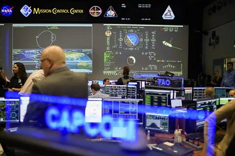 The nerve centre running a new mission to the Moon