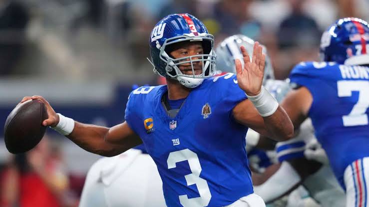 Source: Jets host Russell Wilson on visit per Geno Smith's idea