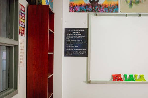 Federal Appeals Court Upholds Texas Ten Commandments Law