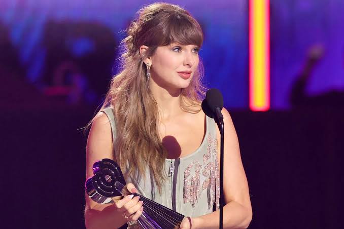 iHeartRadio Music Awards 2026: Taylor Swift Feels 'Happy, Confident and Free' Because of Travis Kelce