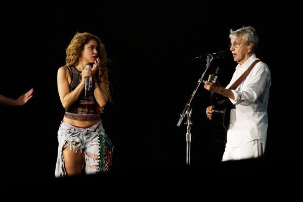 Shakira to follow Madonna and Lady Gaga in giving a huge free concert on Copacabana Beach