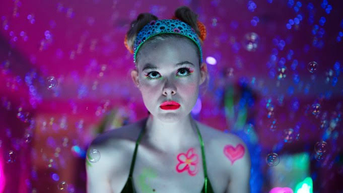 Elle Fanning Is “Really Proud” Of How Nudity Is Used In ‘Margo’s Got Money Troubles’: “Never The Focal Point”