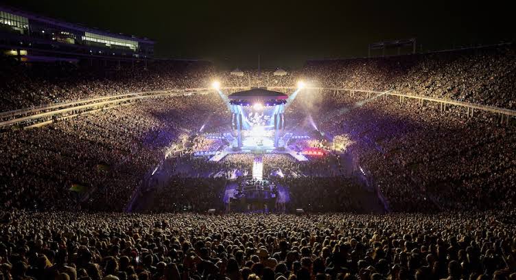 Luke Combs Breaks Ohio Stadium Concert Attendance Record with 97,367 Fans