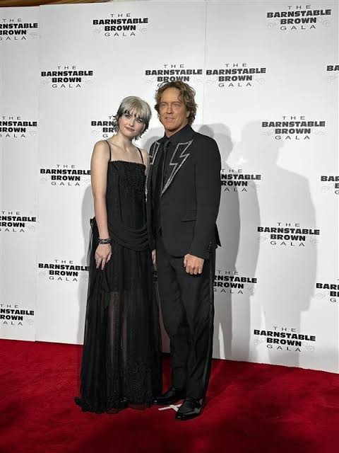 Anna Nicole Smith's daughter unveils new look at Kentucky Derby gala