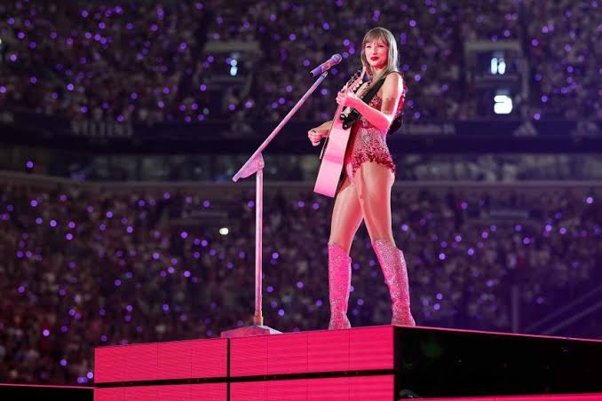 Taylor Swift files trademark applications to protect her voice and image from AI