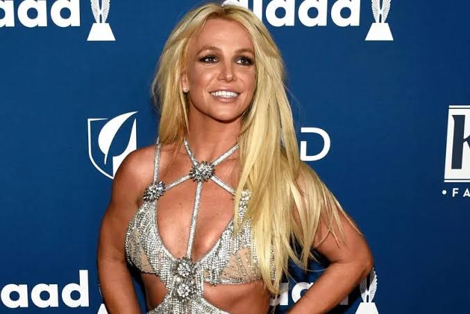 Britney Spears reportedly out of rehab and expecting a plea deal to be offered in DUI case
