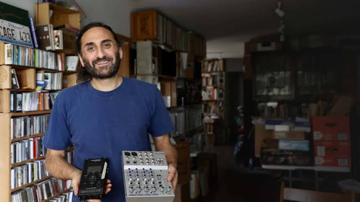 Man who recorded over 10,000 live concerts is releasing them all online for free