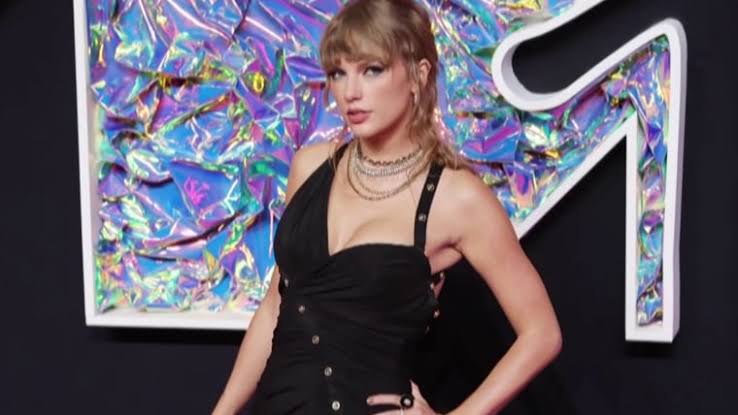 Taylor Swift files to trademark her voice and likeness in era of AI deepfakes