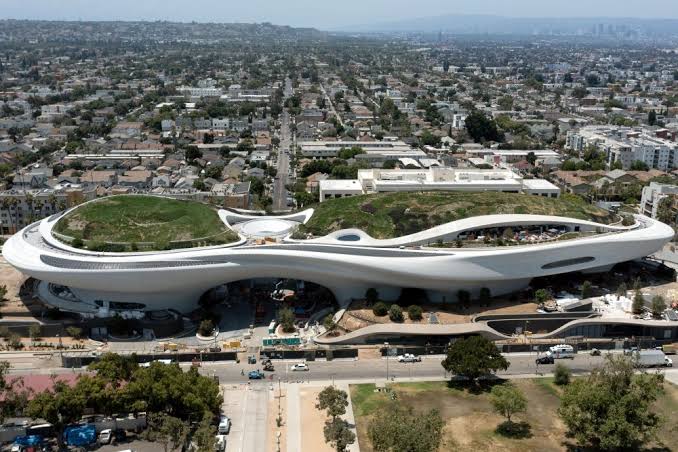 Lucas Museum of Narrative Art Unveils Inaugural Exibitions