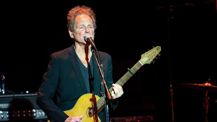 Woman accused of stalking and attacking Fleetwood Mac's Lindsey Buckingham arrested