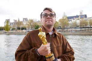 Hollywood ending for Oscar winner whose statuette vanished after TSA barred him from bringing it on board