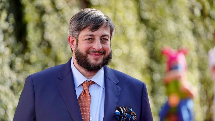 'Bob's Burgers' actor Eugene Mirman rescued from fiery crash by New Hampshire governor's detail