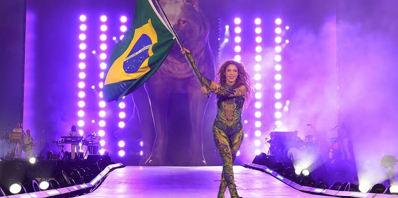 Shakira Brings Her Biggest Hits To Free Rio de Janeiro Show