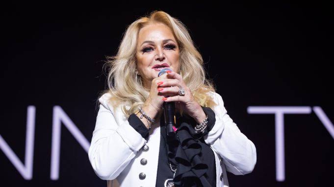 “Total Eclipse Of The Heart” Singer Bonnie Tyler Placed In Medically Induced Coma As “Very Guarded” Condition Worsens – Reports