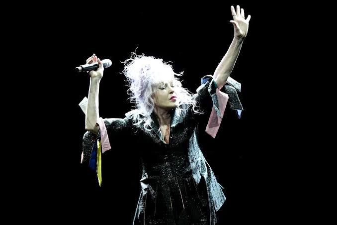 Cyndi Lauper Calls Out Crowd Heckler at Vegas Kickoff: ‘Please Remember Where You Are, OK?’