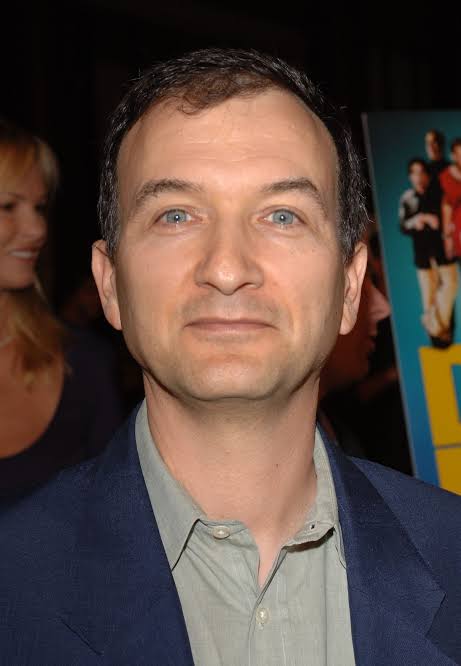 'Boy Meets World' producer dies, cast members say they're 'devastated'