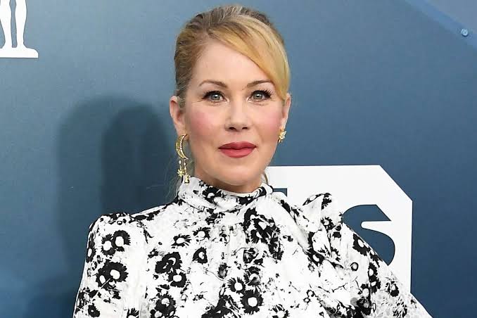 Christina Applegate's rep addresses report she's in the hospital